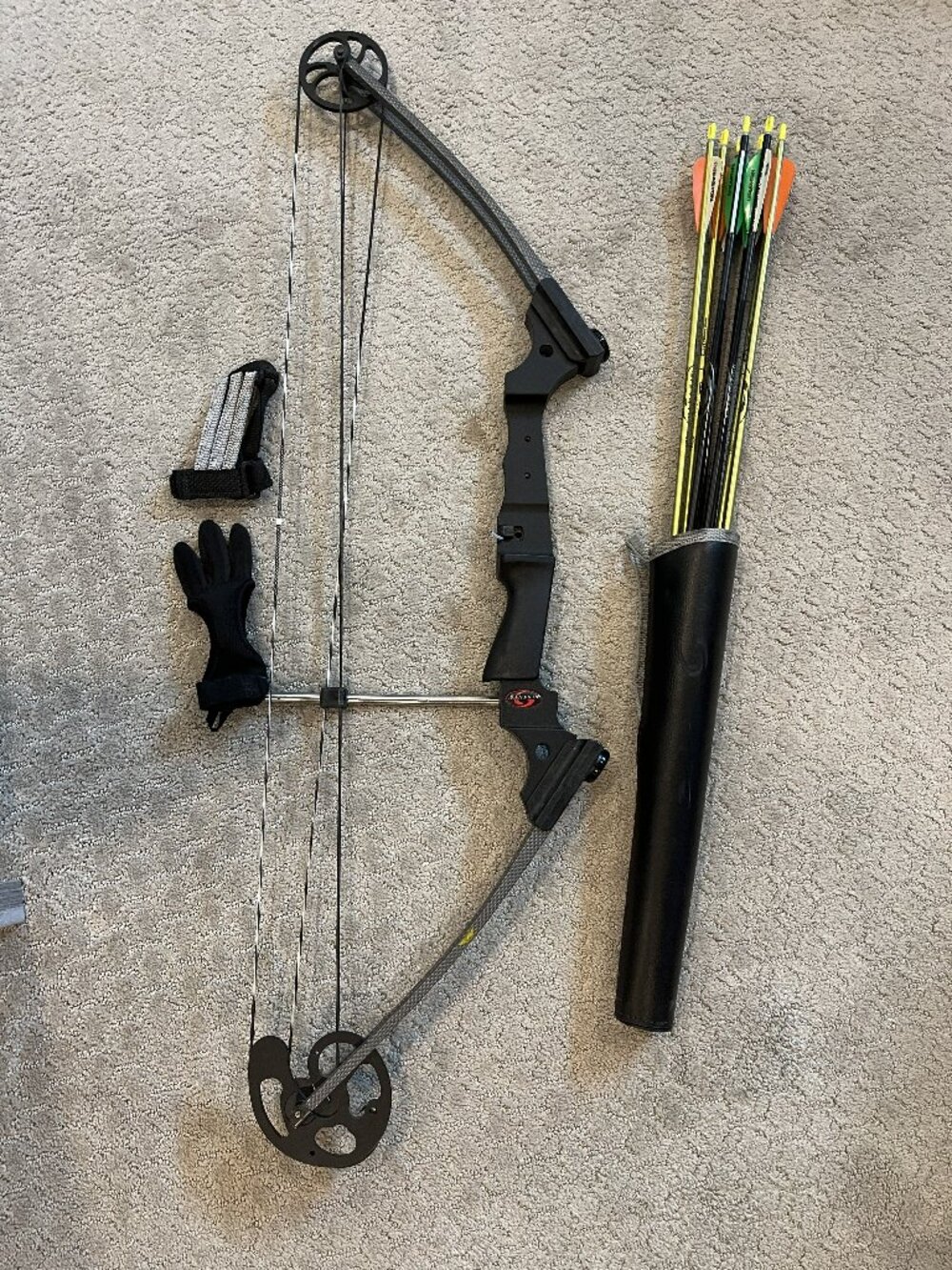 Genesis Original Archery Compound Bow w/ Adjustable Sizing, Left Handed, Carbon